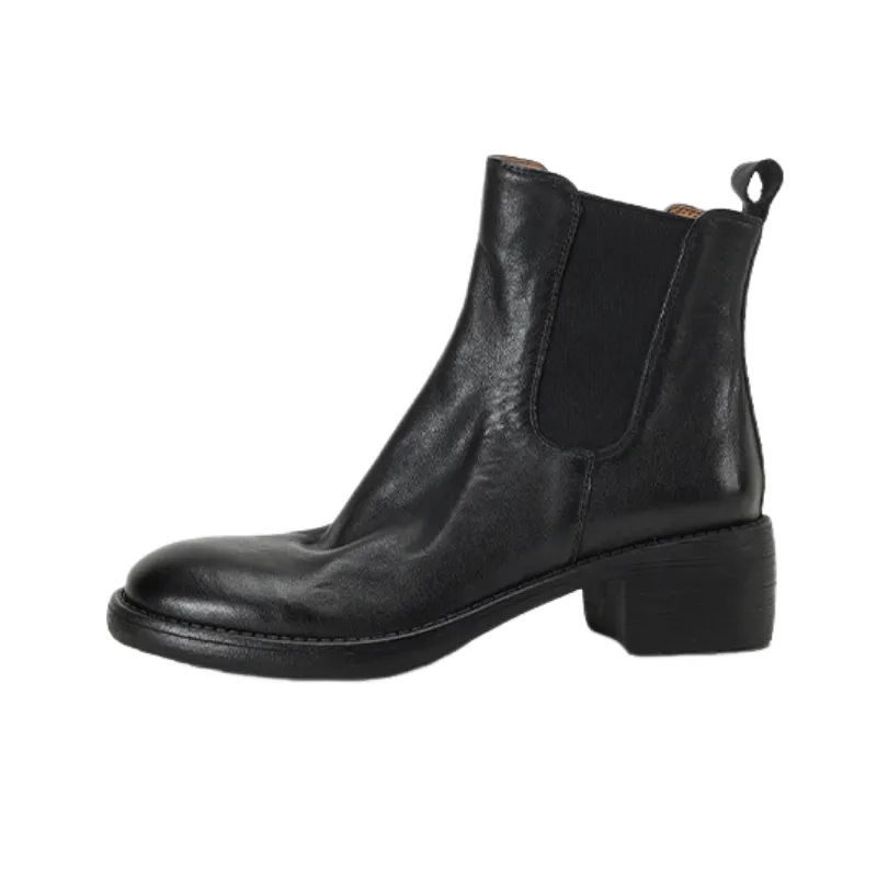 Simple Fashionable Chelsea Boot-3