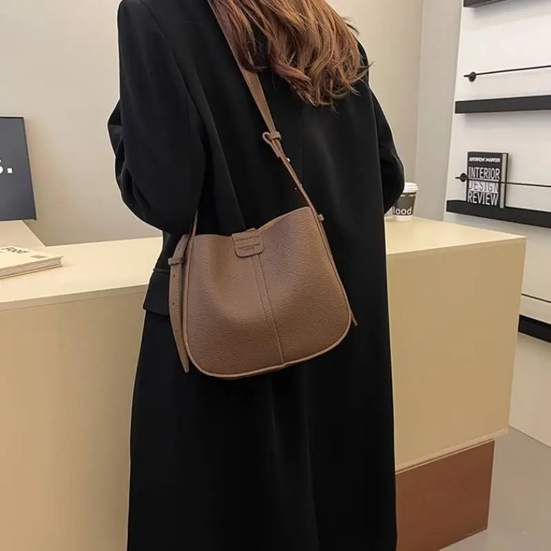 Simple Funky Crossbody Bag-6