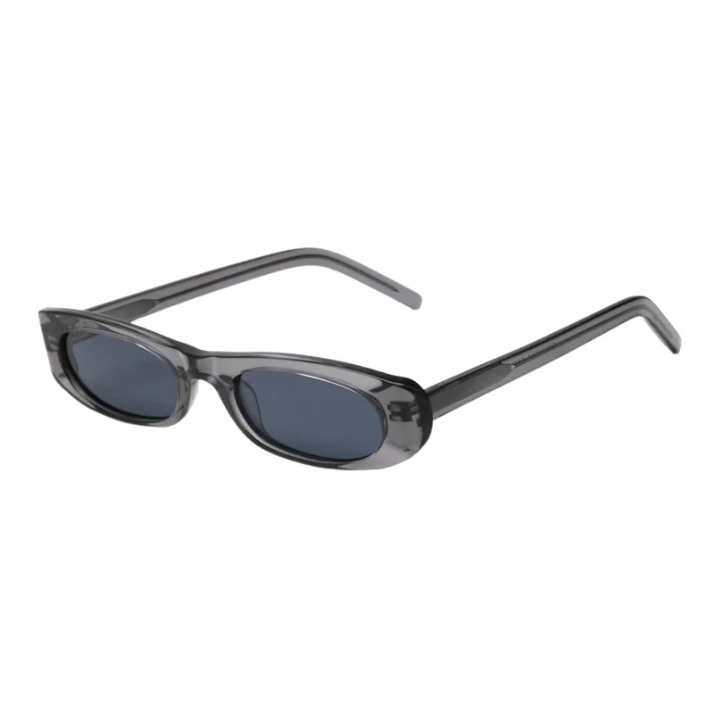 Retro Fashionable Sunglasses-0