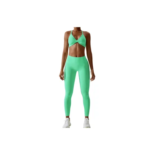 Sexy Sports Nylon Spandex Blend Fitness Kit Women