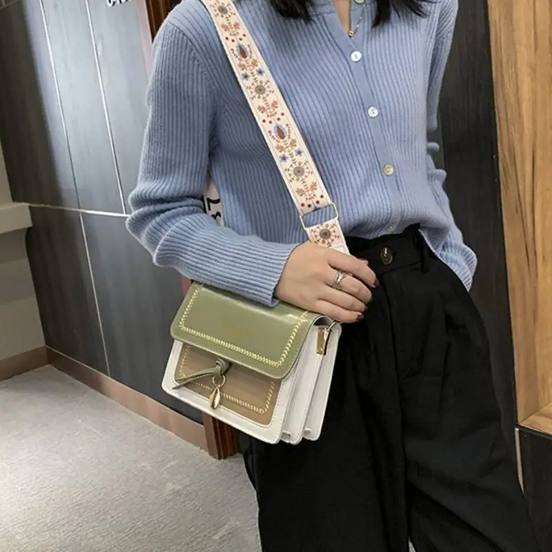 Fashionable Funky Shoulder Bag-5
