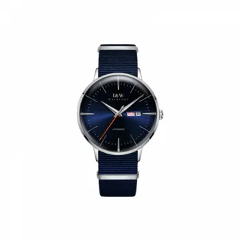 Fashionable Contrast Color Swiss Watch