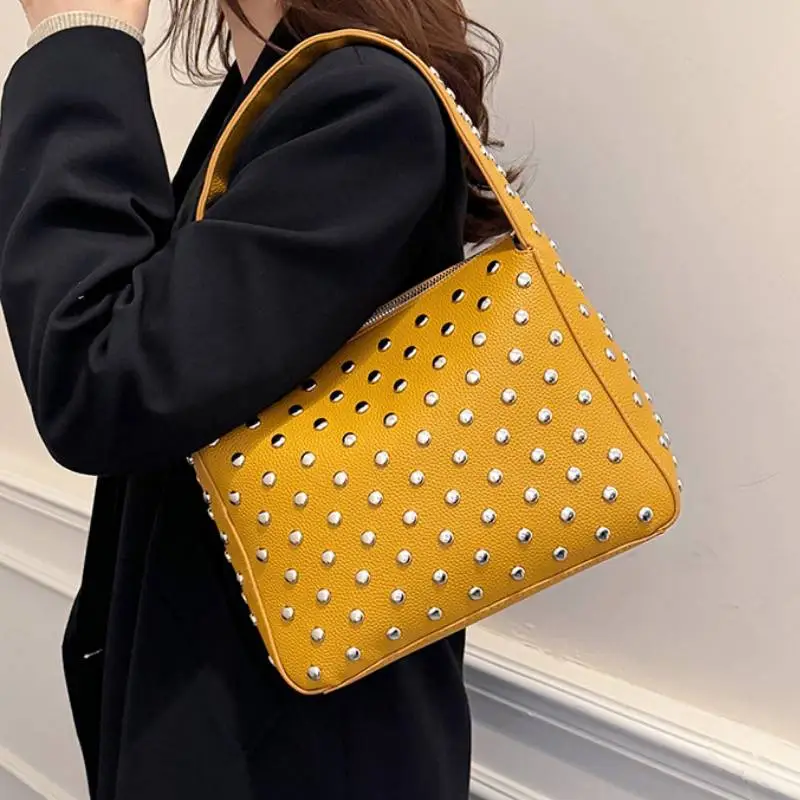 Punk Zipper Shoulder Bag-2