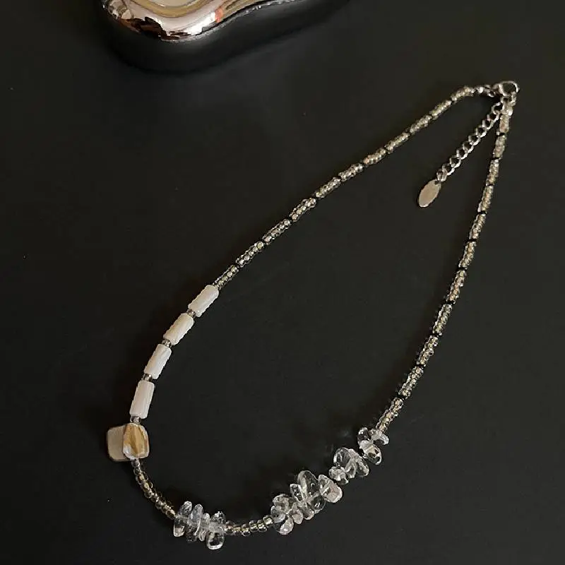 Elegant Shell Necklace-1