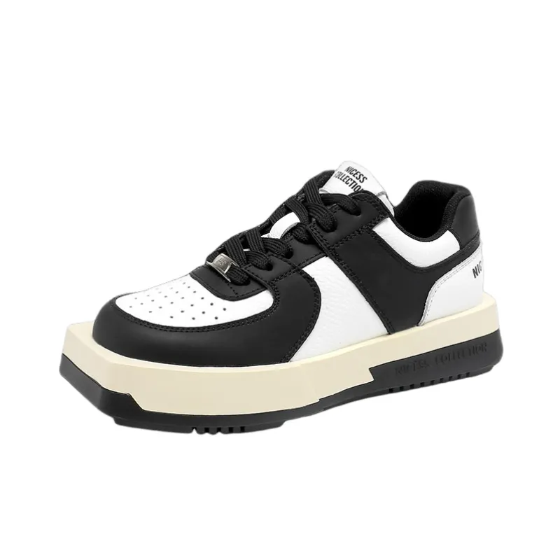 Mandarin Duck Square Round toe Sneakers-0