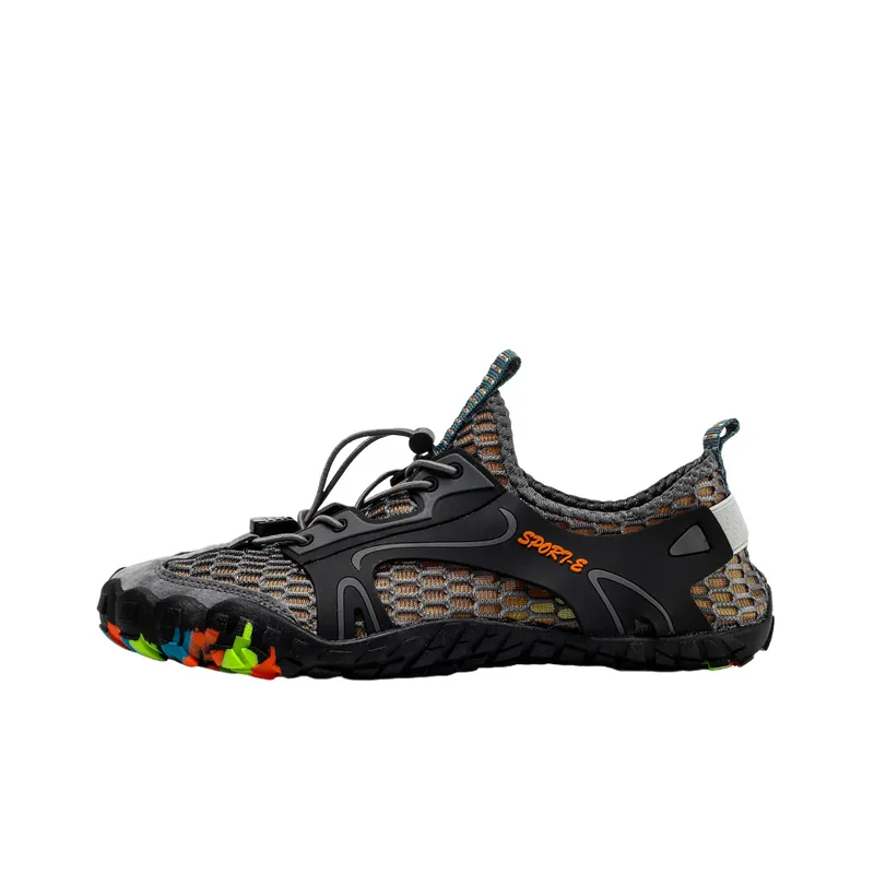 Sporty Waterproof River Trekking Shoes-3