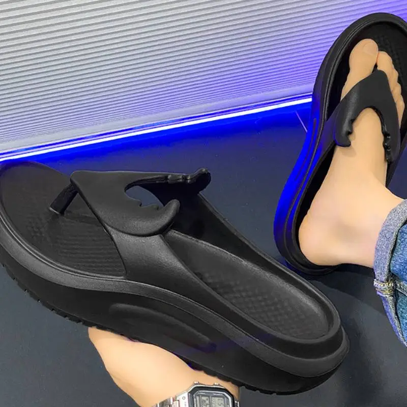 Sporty Simple Flip Flops-4
