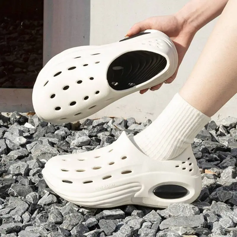 Fashionable Simple Clogs-3