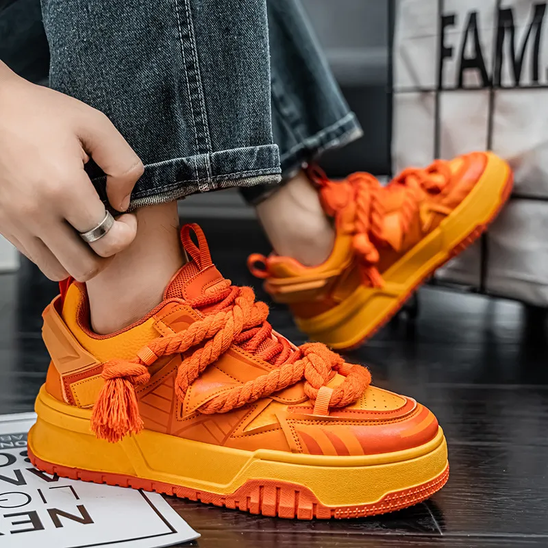 Fashionable Basics Stylish Skateboarding Shoes-8