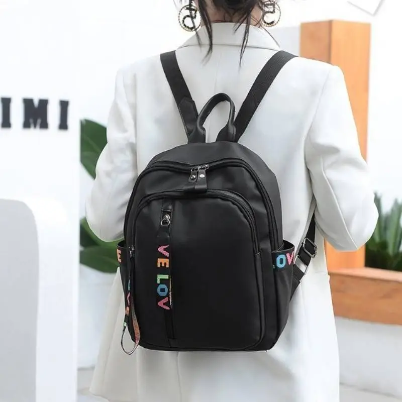 Fashionable Simple Backpack-1