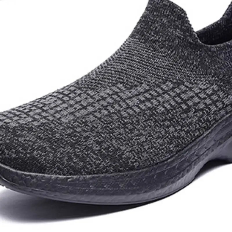 Simple Breathable Slip On Shoes-7