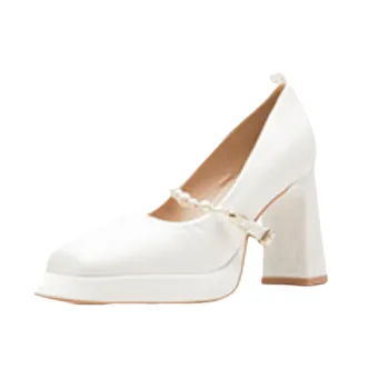 Fashionable Pearls High Heels